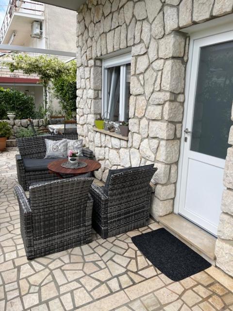 Apartman Laura Dramalj Szoba fotó